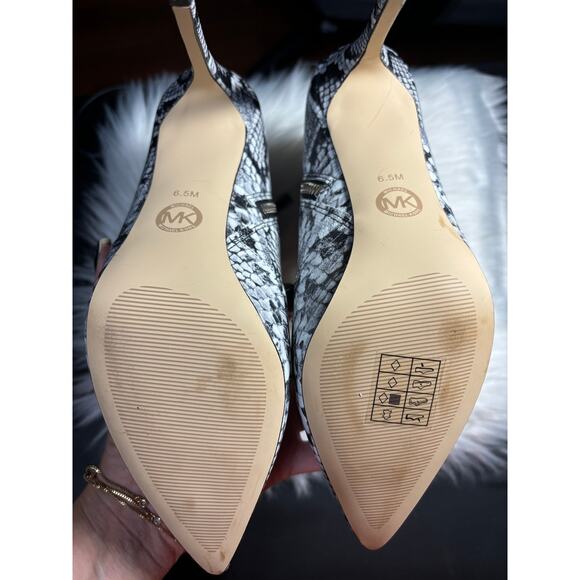 $215 MSRP - Michael Kors Rue Stiletto Bootie - Sz 6.5 - NWOB - Picture 8 of 9